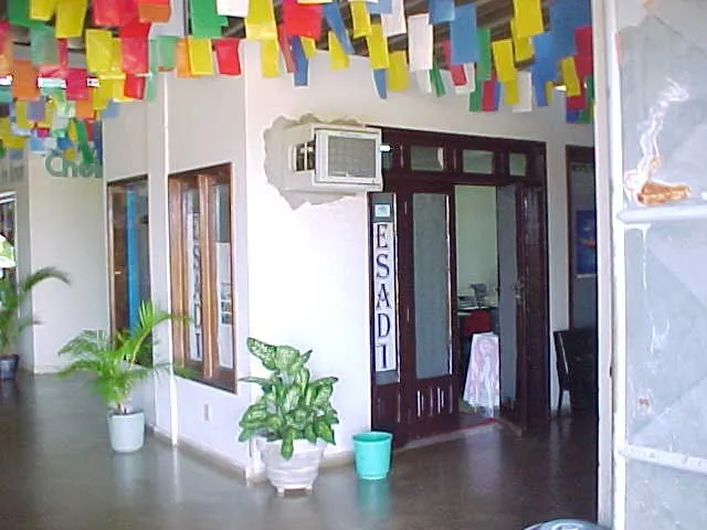 Antiga fachada no Centro Comercial Heraldo Rocha